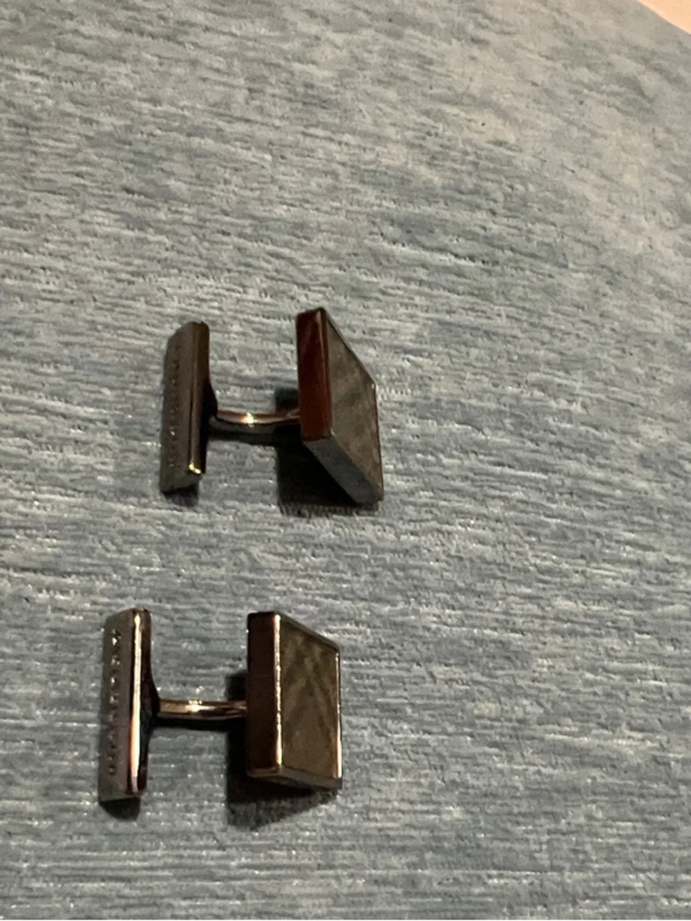 Men’s Burberry Black Plaid Glass Square Cufflinks